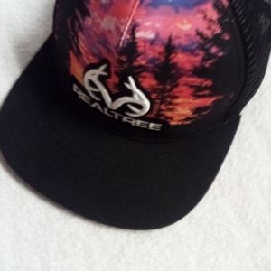 Captivating headwear realtree rainbow baseball cap